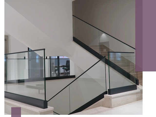 Стеклянные перила премиум-класса с установкой в Дзержинском