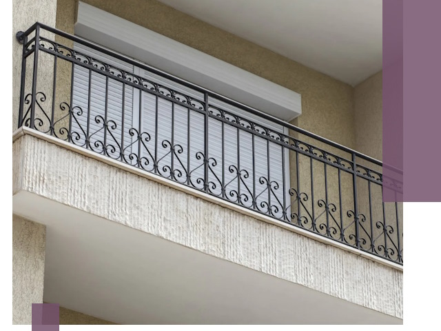 Балконные ограждения из металла и стекла в Дзержинском для домов