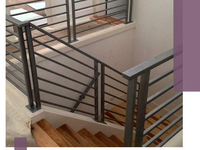 Изготовление поручней из металла и дерева в Дзержинском